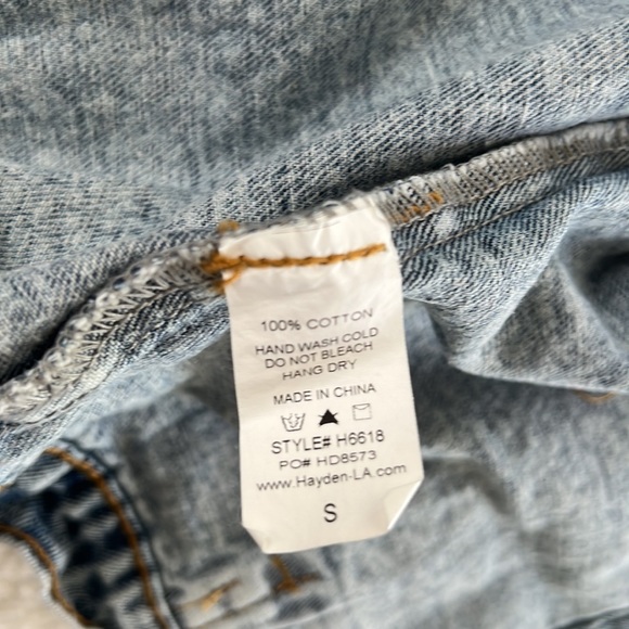 Jean jacket - Picture 12 of 12